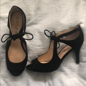 Unisa, Marris Sandal, Black.